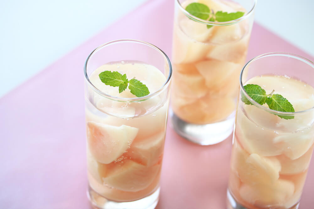 獣医師監修 犬は桃を食べても大丈夫 食べ方や注意すべき点とは ワンペディア